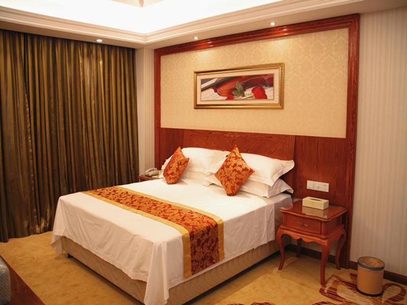 Vienna Classic Hotel Kongtong Avenue Pingliang Kültér fotó